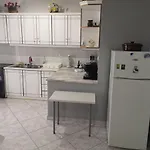 Panos & Antzy Apartment *