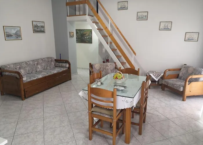 Apartamento Panos & Antzy Calamata